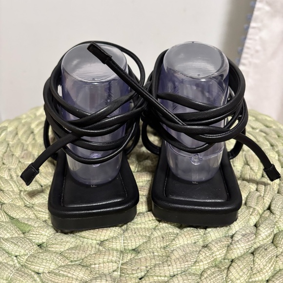 Free People Hermosa Black Vegan Leather Strappy Sandals Size 9.5 - Picture 8 of 11